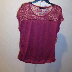 Metaphor Women's Lace Yolk Top Size XL NWT Polyester Rayon Short Sleeve